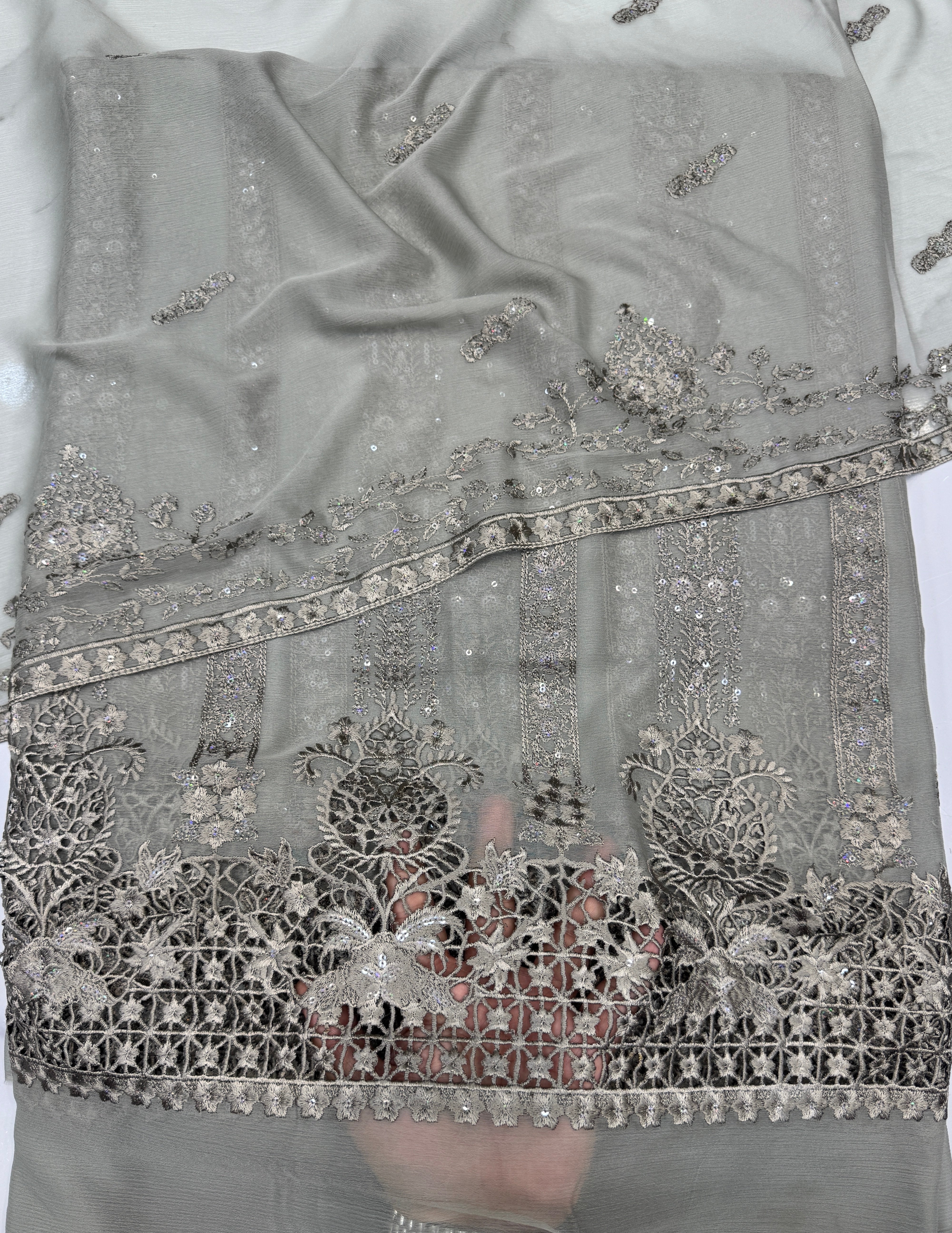 Chiffon Embroidered Chicken kari 3 Piece Suit